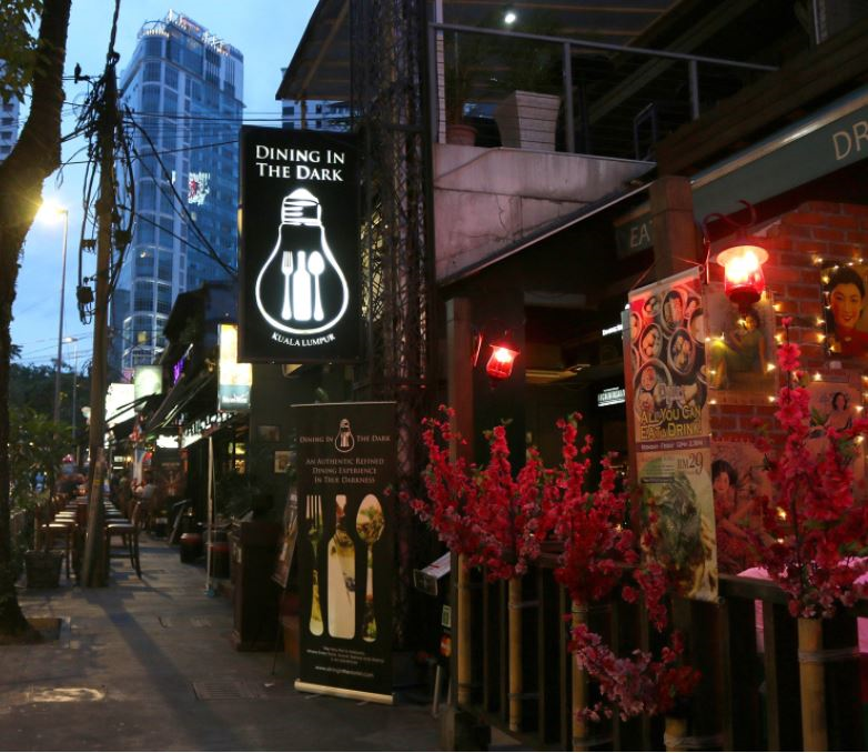 Dining In The Dark KL